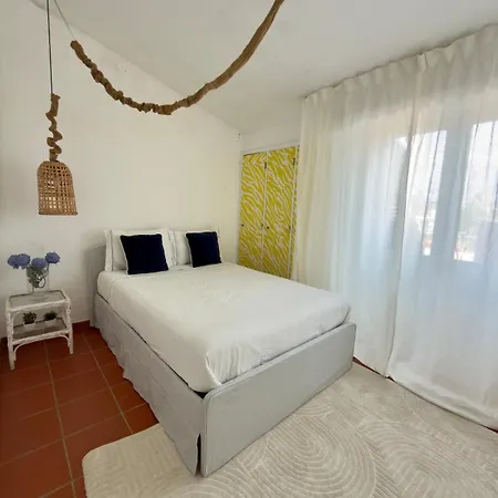 Stylish Vilamoura Retreat - Where Time Slows Down Casa de Férias